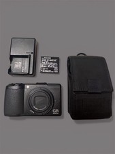 Fotocamera digitale compatta