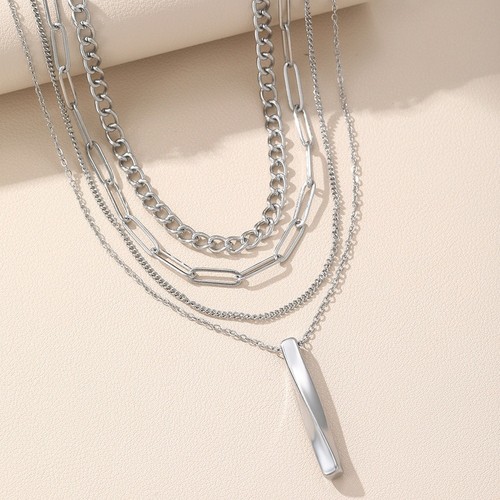 Collana multicatena