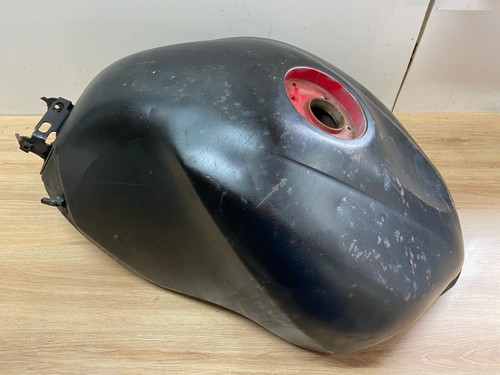 Une fourche tube - tube, te