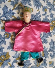 Marionetta cinese,mèta XX secolo,porcellana dipinta a mano,vestito seta, h.30 cm