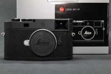 LEICA M11 laccata nera 20211 -