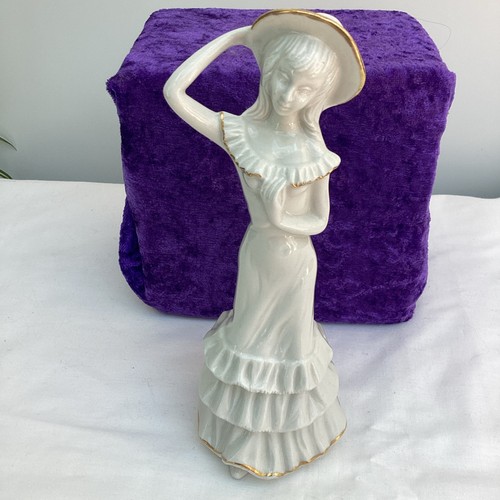 Statuina porcellana italiana