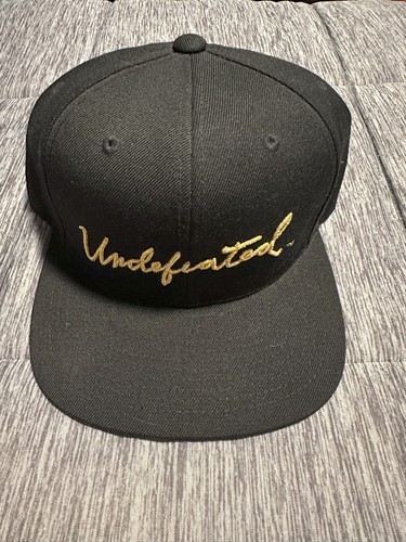 Lotto cappelli aderenti - cappelli,