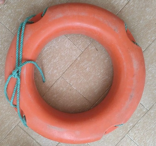 Salvagente ciambella anulare - ciambella,