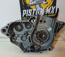 CARTER MOTORE SINISTRO SUZUKI