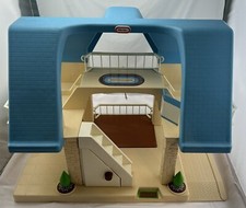 Casa delle bambole Little