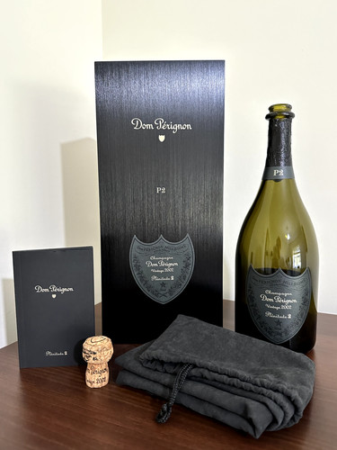 Empty dom perignon - dom,
