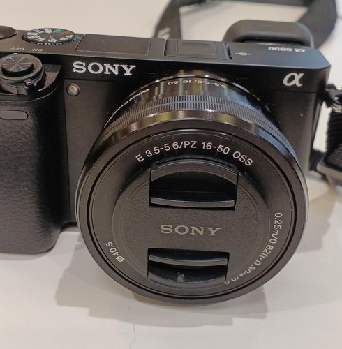 Fotocamera mirrorless sony - fotocamera,