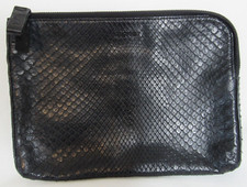 Pochette Lanvin nera pelle di serpente pitone chiusura zip usata in ottime condizioni