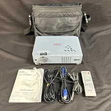 EIKI LC-XB23 Proiettore Multimediale Brillante con Telecomando e Custodia per il Trasporto, Testato