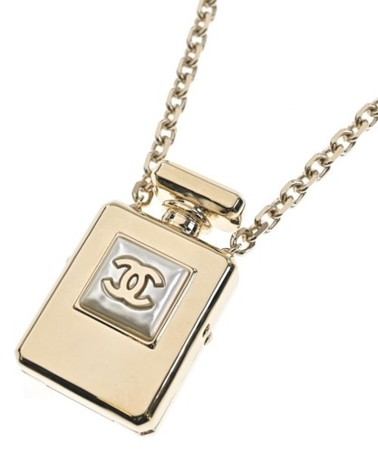 Chanel necklaces gold - chanel,