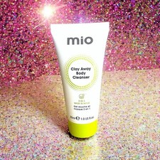 Mio Clay Away Body Cleanser 2-in-1 Wash & Mask NWOB 1 fl Oz