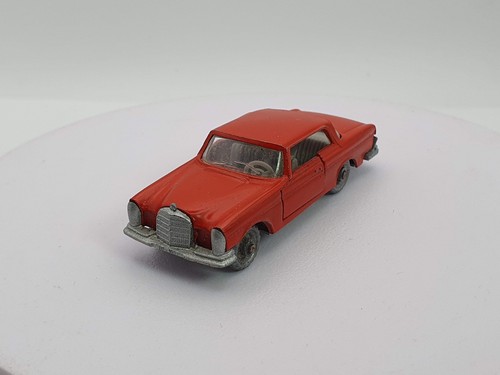 Mercedes 220 n2509 - 220,