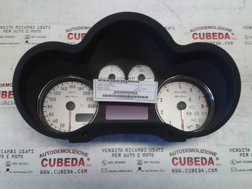 Quadro strumenti alfa romeo - strumenti,