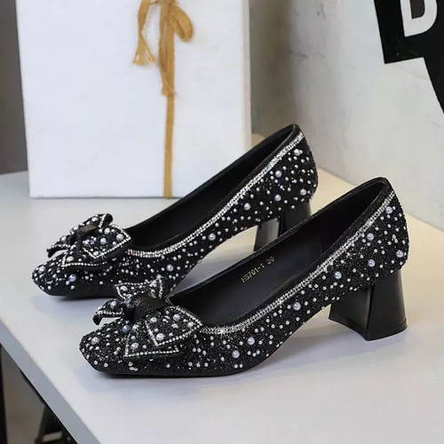 Decolte nere eleganti - decolte,