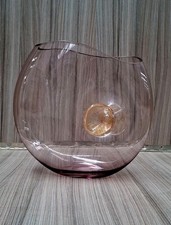 Vaso di vetro soffiato di