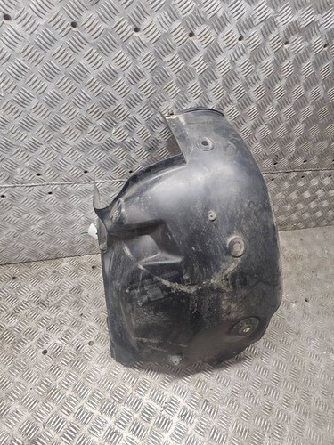 Rivestimento passaruota destro