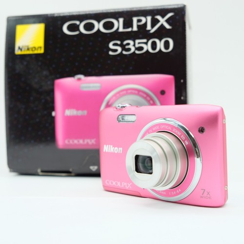 Top mint nikon coolpix - mint],