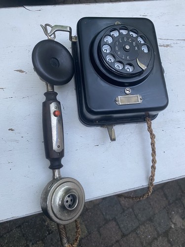 Vecchio telefono parete - vecchio, 19