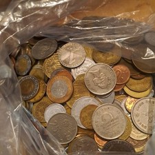 200 Monete Mondiali CASUALI NON SELEZIONATE non europee. 1900 - 2000