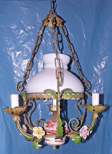 Antico elegante lampadario