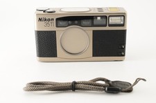 Leggi [quasi come nuovo] Nikon