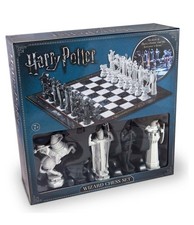 Harry Potter Wizards Chess Set