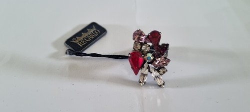 Anello con pietre - con,