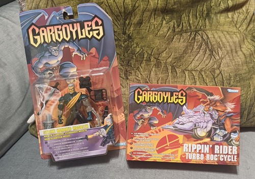 Gargoyles strike hammer - strike,