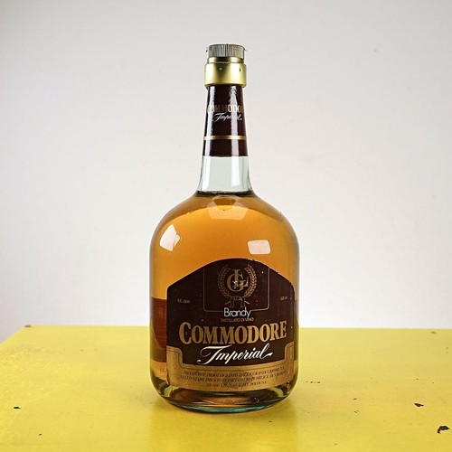 Bottiglia brandy commodore - bottiglia,