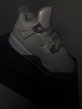 Jordan 4 Retro SE polvere