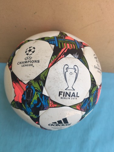 Pallone adidas uefa champions - uefa,