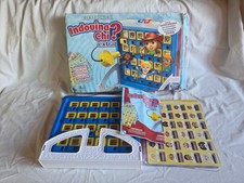 GIOCO DA TAVOLO INDOVINA CHI EXTRA FUNZIONANTE E COMPLETO