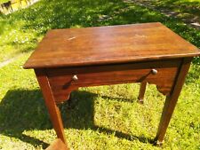 Tavolo '900 scrittoio in legno di noce con sedia abbinata 