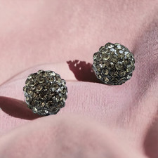 Bellissimi Orecchini Borchie