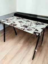 Tavolo Gambe Metallo Ripiano Vetro