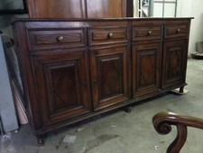Bella Antica Credenza  in Noce a 4 sportelli del primo 700 patina