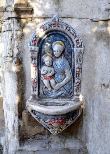 Acquasantiera terracotta