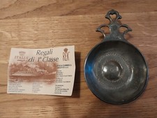 Antica ciotola assaggiavino in