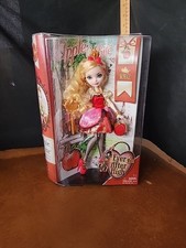 Ever After High Doll Apple White Daughter Of Snow White 1st Edition 2013 NIB