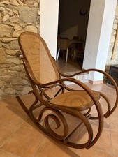 Antica Sedia a Dondolo con legno curvato e  Viennetta