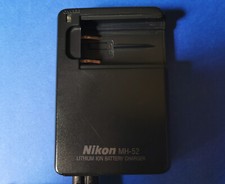 Nikon MH-52 Caricabatterie originale per batterie Nikon EN-EL1