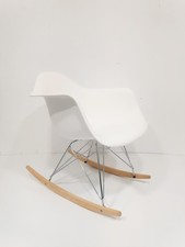 Rocking Chair Eames for Vitra - Sedia a dondolo Eames di Vitra