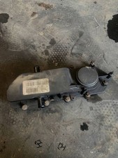 Coperchio camma oscillante