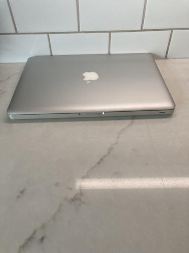 Working apple macbook pro - working,