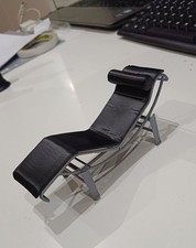 Miniatura Poltrona Le