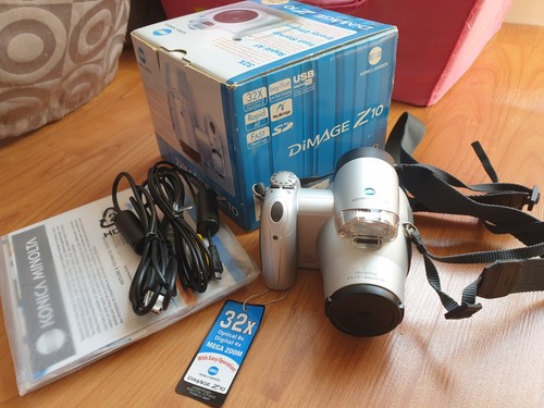 Appareil photo numérique - , *