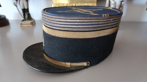 Tres beau képi ancien - ,