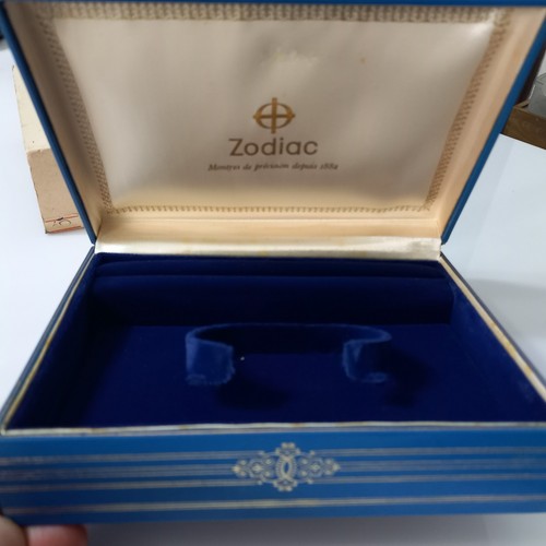 Rara scatola orologio svizzero