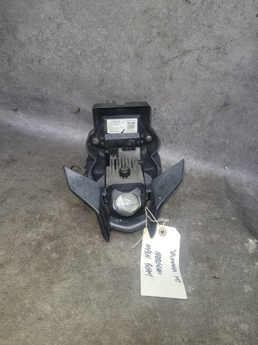 Yamaha 125 faro - mt, anteriore